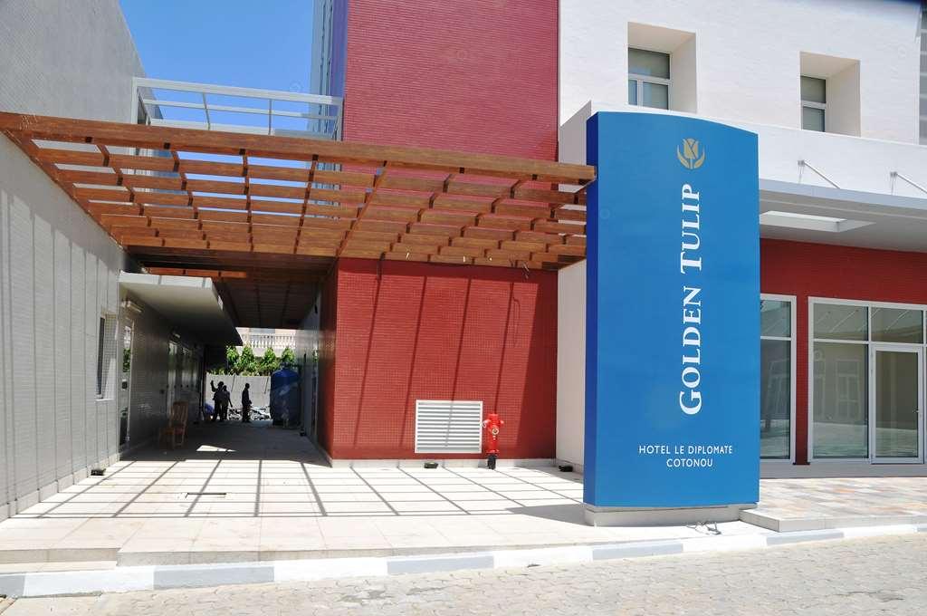 Hotel Golden Tulip Le Diplomate Cotonou Exterior foto