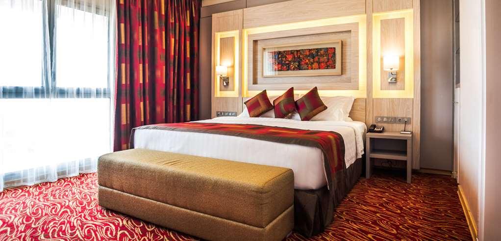 Hotel Golden Tulip Le Diplomate Cotonou Zimmer foto