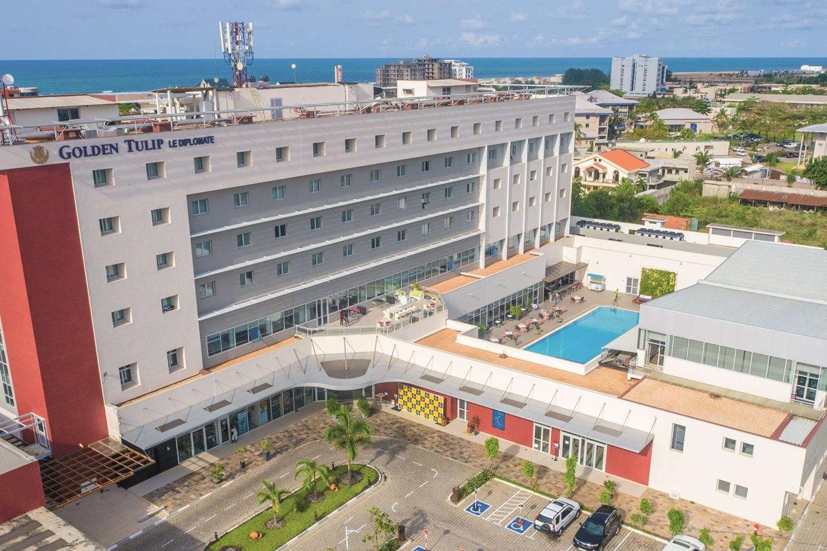 Hotel Golden Tulip Le Diplomate Cotonou Exterior foto
