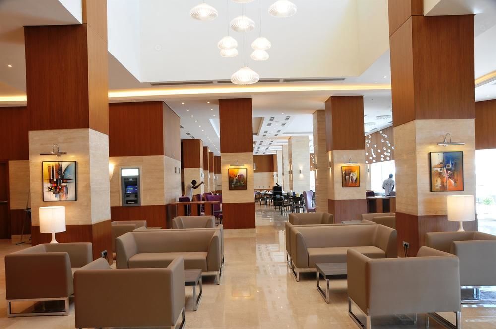Hotel Golden Tulip Le Diplomate Cotonou Exterior foto