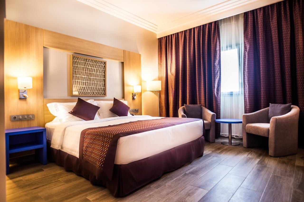 Hotel Golden Tulip Le Diplomate Cotonou Exterior foto