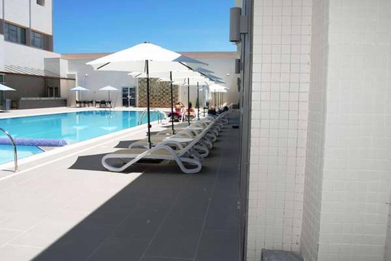 Hotel Golden Tulip Le Diplomate Cotonou Exterior foto